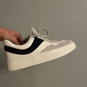 Vince Warren Court Sneaker